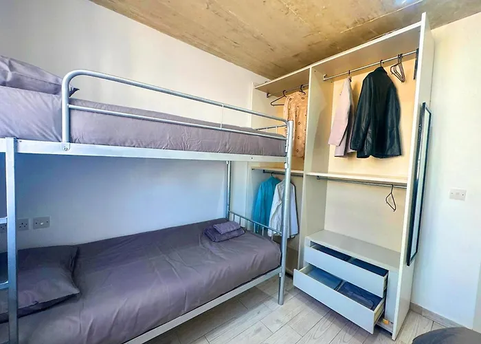Paceville - 3A - Stylish 2Br Centre Apartment